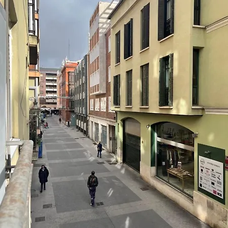 Apartamento En Pleno Centro De *
